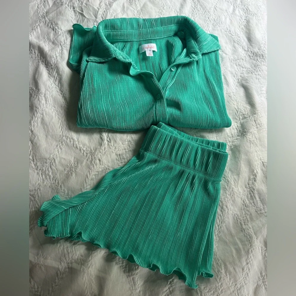 Colsie Green Ribbed Sleepwear Set - Picture 8 of 8
